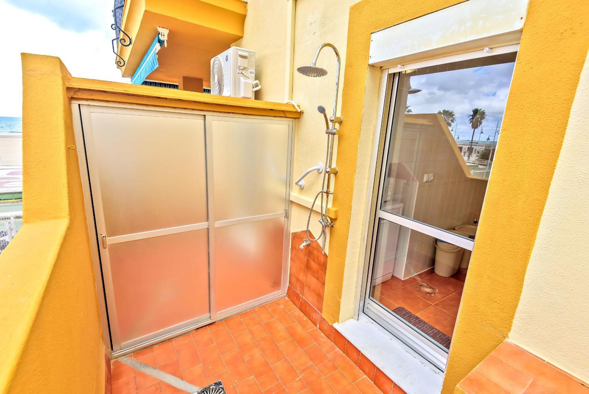 Apartment Beachfront Duplex 1ª Linea & Terraces Oceanfront El Puerto de Santa Maria