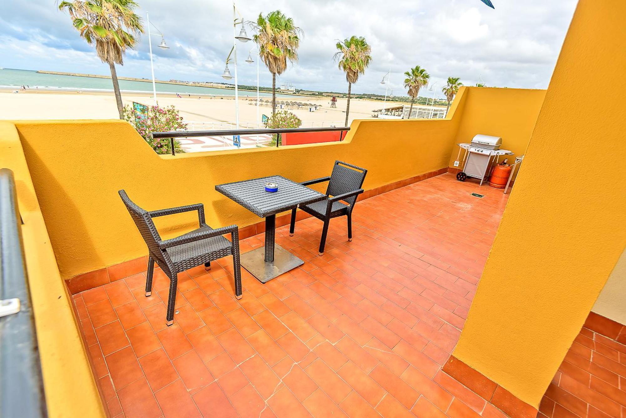 Apartment Beachfront Duplex 1ª Linea & Terraces Oceanfront El Puerto de Santa Maria